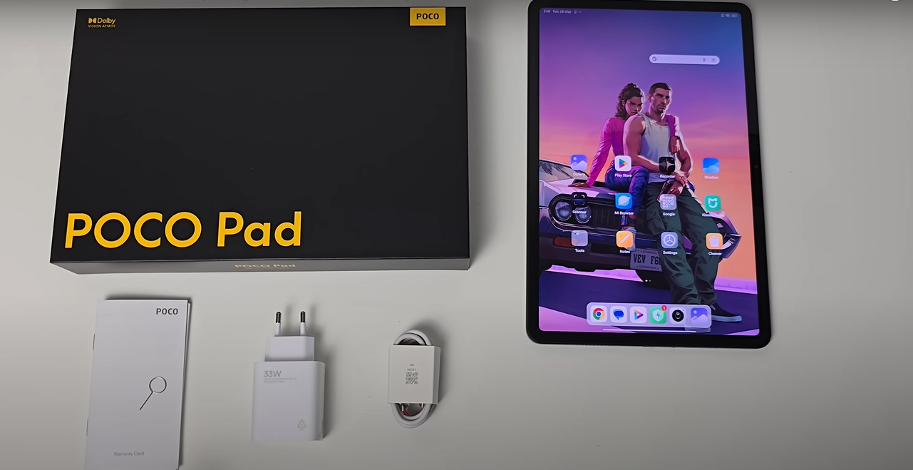 Poco Pad Review: Display