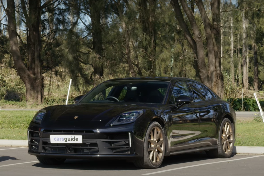 2025 Porsche Panamera