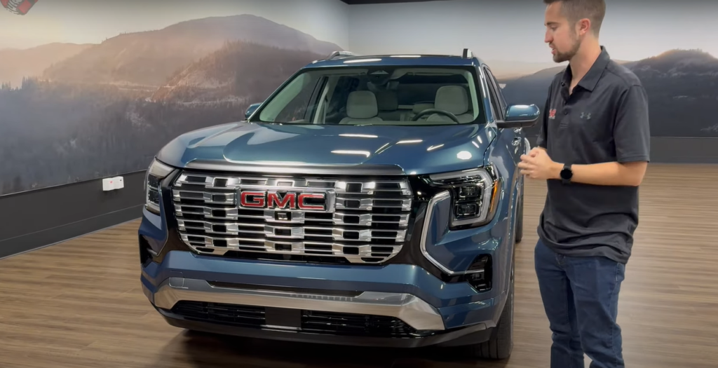 2025 GMC Terrain Denali 