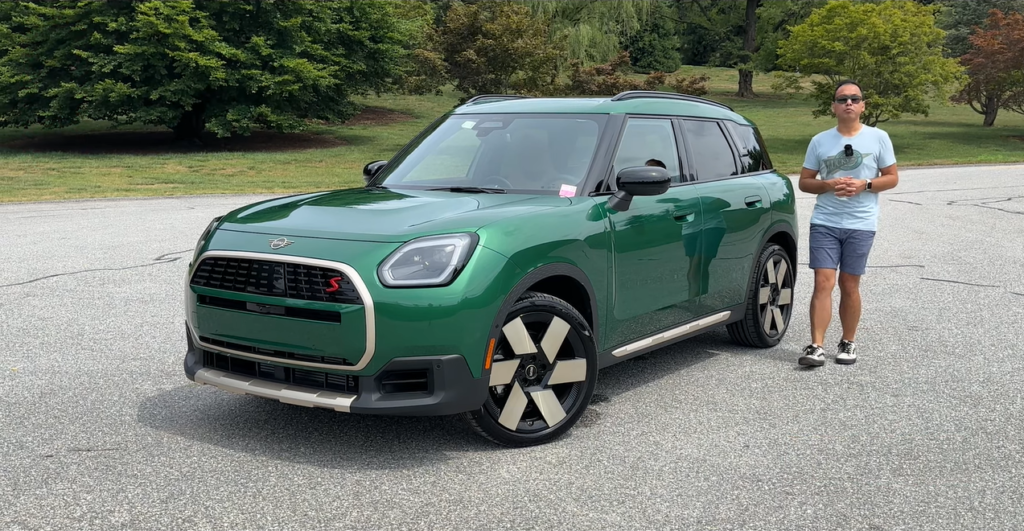 2025 Mini Countryman S