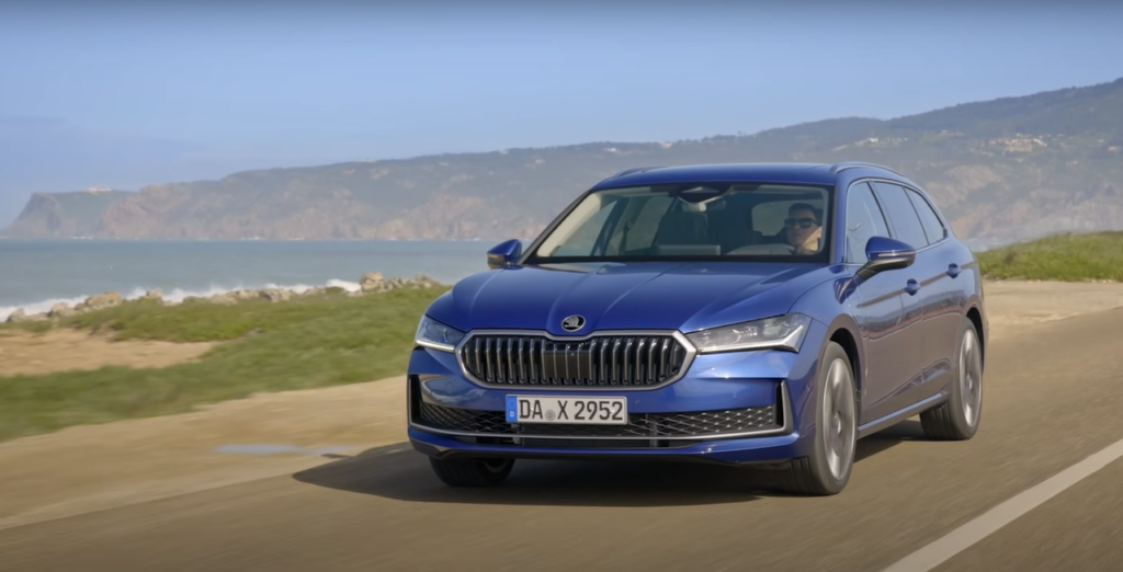 2025 Skoda Superb Review: Skoda's New Flagship Wagon - Screen Guardian