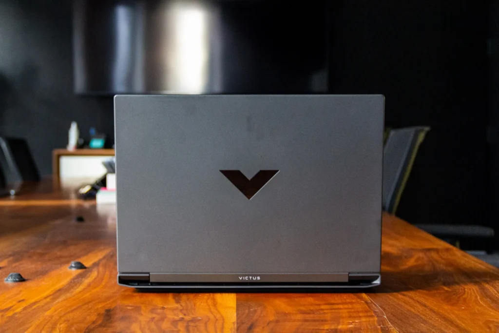 HP Victus