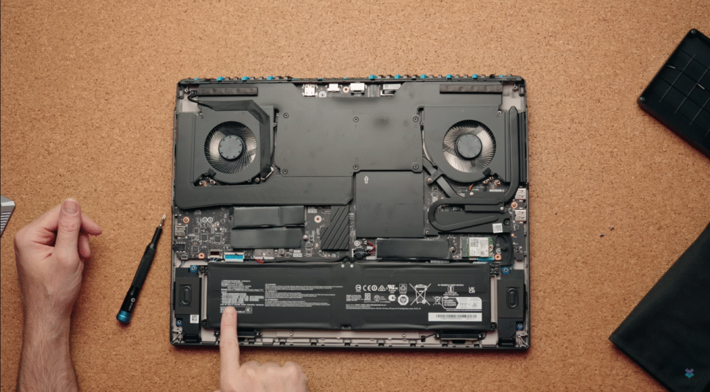 MSI Titan 18 HX