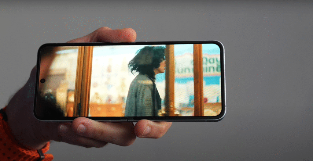 Samsung Galaxy Z Flip 7