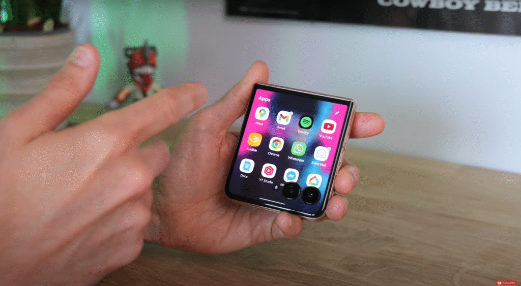 Samsung Galaxy Z Flip 7